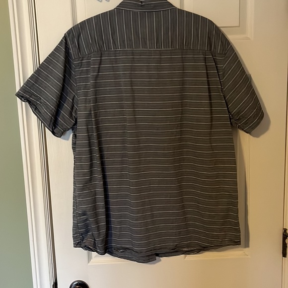O’Neill Button up shirt - Picture 4 of 4